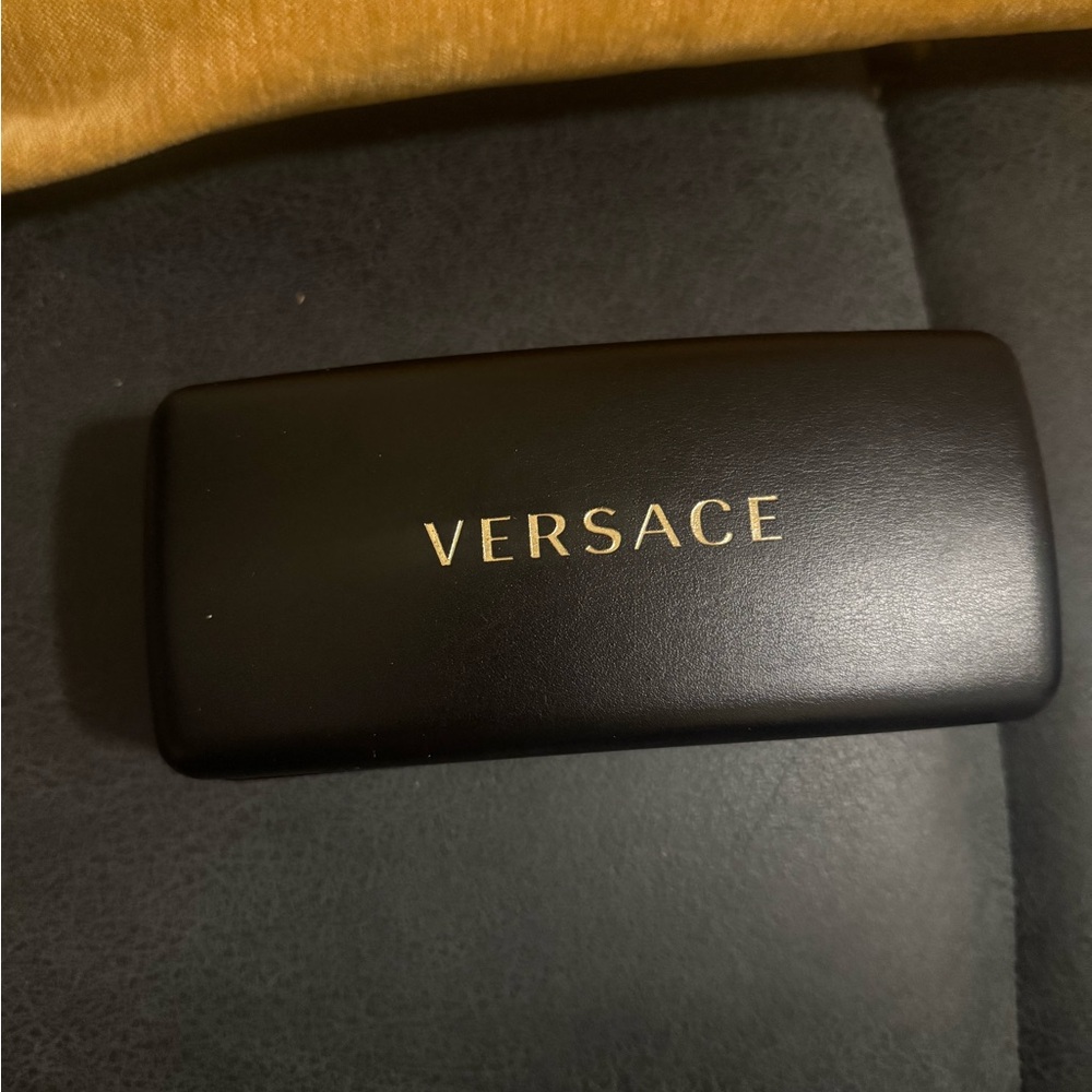Versace VE4391 Medusa Shield Sunglasses Black Gold Unisex w/ Case – New